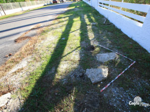 Vestiges visibles le long de l'allée des Gourbets