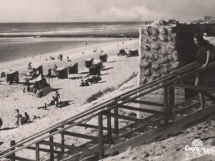 Exemple de camouflage par ondulation sur l'ancien bunker situé au Sud du courant de Mimizan en 1951 (R612-Ar63)